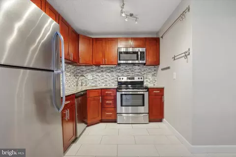 666 W Germantown Pike #1808, Plymouth Meeting, PA 19462