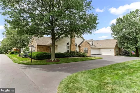 141 Farrington Ln, Souderton, PA 18964