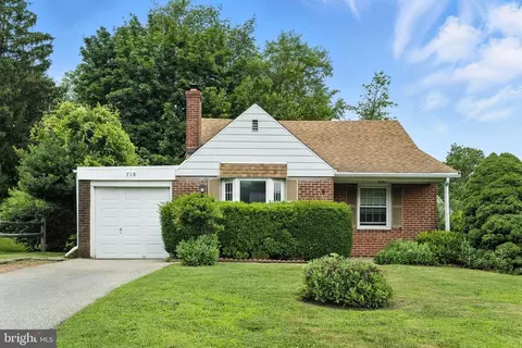 718 Fern Rd, Glenside, PA 19038