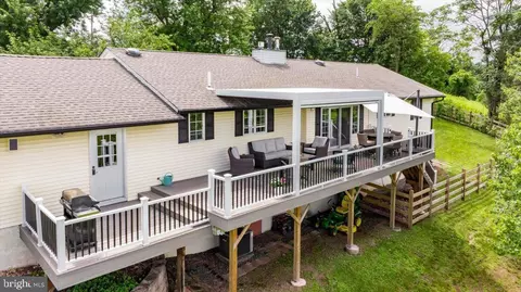 Exterior - 306 Congo Niantic Rd, Barto, PA 19504 photo 9 of 11