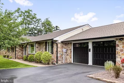 Exterior - 306 Congo Niantic Rd, Barto, PA 19504 photo 2 of 11