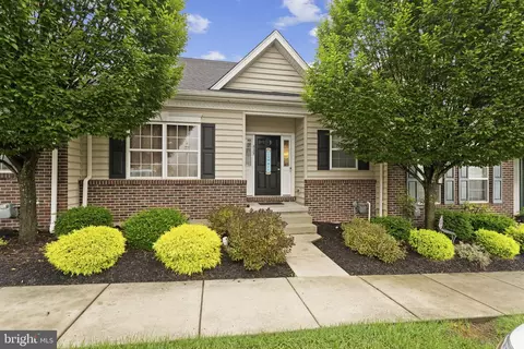 2127 Hidden Meadows Ave, Pennsburg, PA 18073