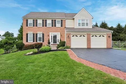 204 Cardinal Dr, Conshohocken, PA 19428