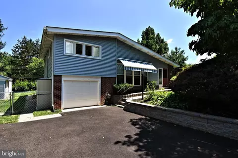 1509 Pulaski Dr, Blue Bell, PA 19422