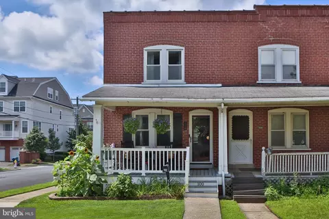 100 N Cannon Ave, Lansdale, PA 19446