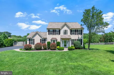 514 Reginald Ln, Collegeville, PA 19426