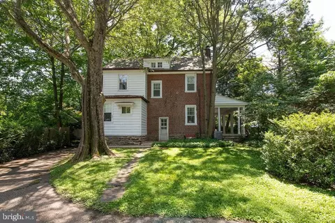 Exterior - 103 Waverly Rd, Wyncote, PA 19095 photo 7 of 9