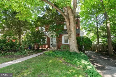 Exterior - 103 Waverly Rd, Wyncote, PA 19095 photo 3 of 9