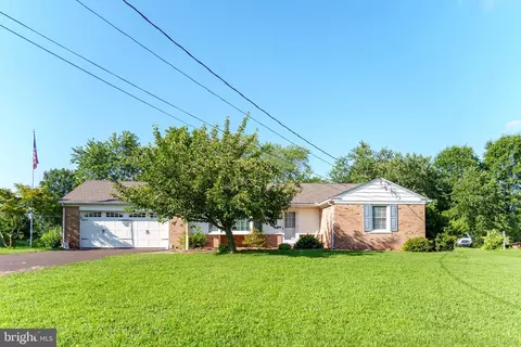 483 Smokepipe Rd, Souderton, PA 18964