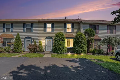 49 Loggers Mill Rd, Horsham, PA 19044