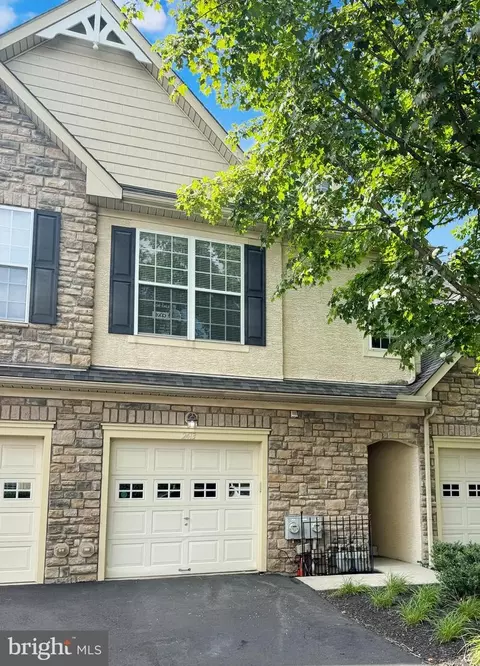2413 Sentry Ct, Norristown, PA 19401