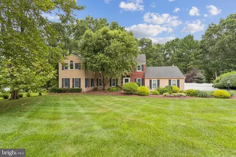 762 Paddock Pl, North Wales, PA 19454