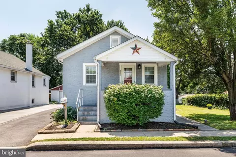 416 Manor Ave, Plymouth Meeting, PA 19462