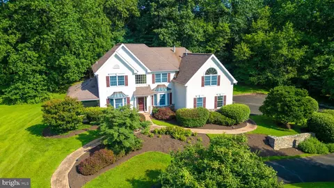 2160 Huntingdon Rd, Huntingdon Valley, PA 19006
