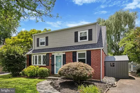 123 Spring Ln, Hatboro, PA 19040
