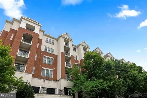 200 W Elm St #1415, Conshohocken, PA 19428