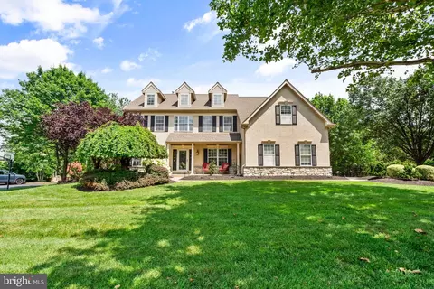158 Knoll Dr, Collegeville, PA 19426