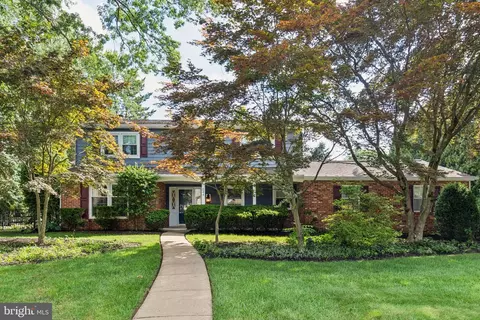 244 Coachlight Ter, Huntingdon Valley, PA 19006