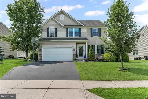 127 Chalet Rd, Gilbertsville, PA 19525