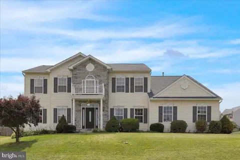 136 Butternut Dr, Pottstown, PA 19464