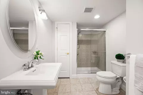 1345 Dell Rd, Norristown, PA 19403 photo 52