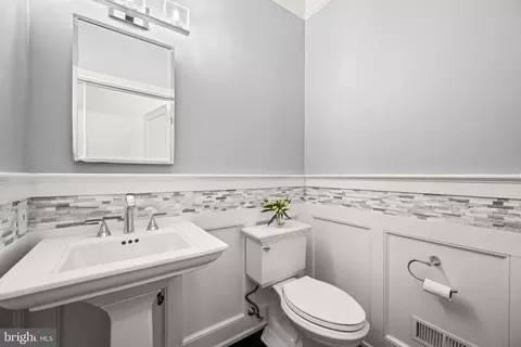 1345 Dell Rd, Norristown, PA 19403 photo 25