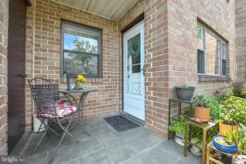 101 Riversedge #CONDO 101, Norristown, PA 19403