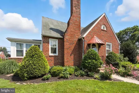 800 Willow St, Pottstown, PA 19464