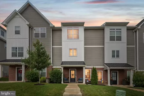 504 Holstein St, Bridgeport, PA 19405