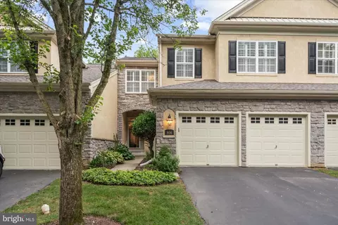 806 Creekview Dr, Penllyn, PA 19422