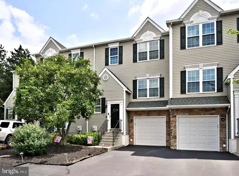 103 Green View Ct, Plymouth Meeting, PA 19462