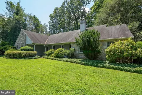 2227 N Stone Ridge Ln, Villanova, PA 19085