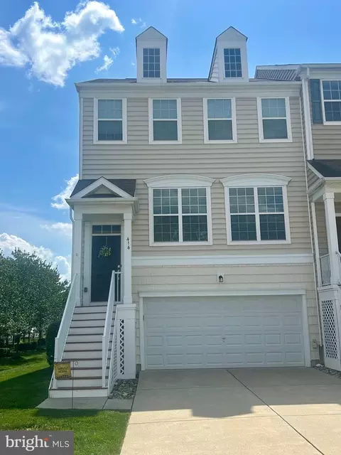 414 Ellison Dr, North Wales, PA 19454