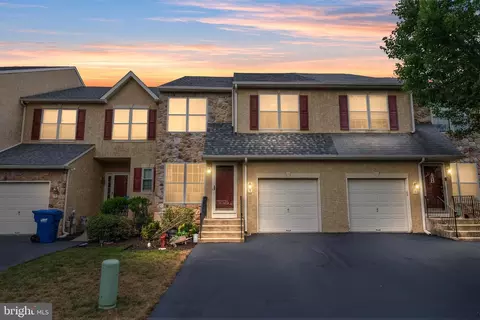 5 Chadwick Cir, Eagleville, PA 19403