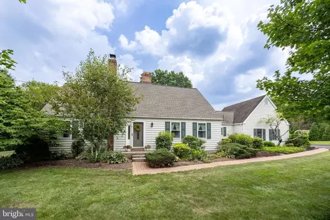 741 Cowpath Rd, Telford, PA 18969