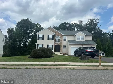 1536 Aspen Dr, Pottstown, PA 19464