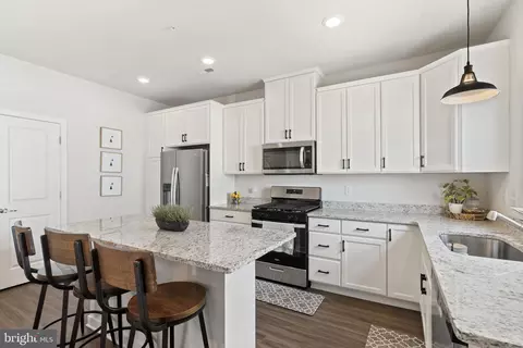 75 E 4th St #A, Bridgeport, PA 19405