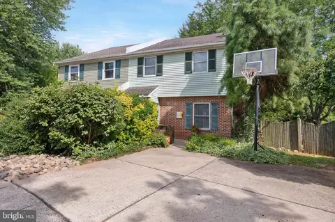 4015 Salem Cir, Harleysville, PA 19438