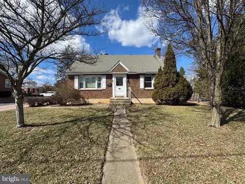 943 Walnut St, Royersford, PA 19468