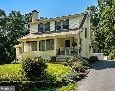 14 Spring Mount Rd, Schwenksville, PA 19473