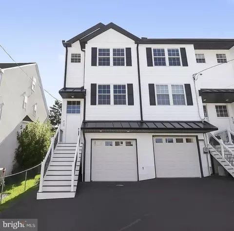 530 Grove St, Bridgeport, PA 19405