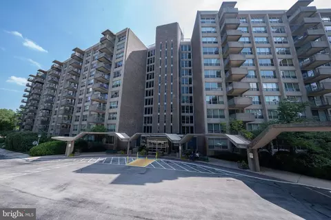 1001 City Ave #WB114, Wynnewood, PA 19096