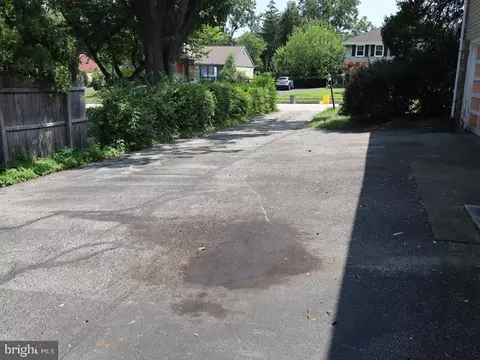Exterior - 1901 Lantern Ln, Oreland, PA 19075 photo 5 of 5