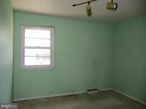 Bedroom - 1901 Lantern Ln, Oreland, PA 19075 photo 3 of 3
