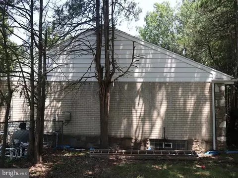 Exterior - 1901 Lantern Ln, Oreland, PA 19075 photo 3 of 5