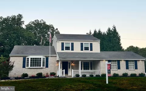 4235 Minnie Ln, Hatboro, PA 19040