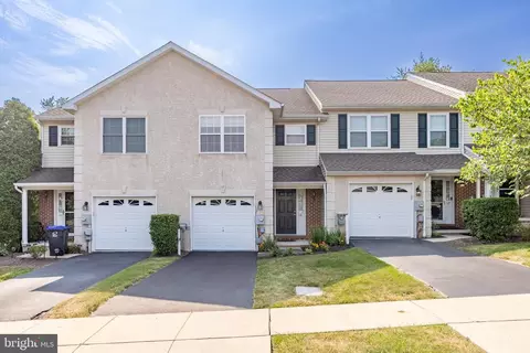 135 Fairway Dr, Trappe, PA 19426