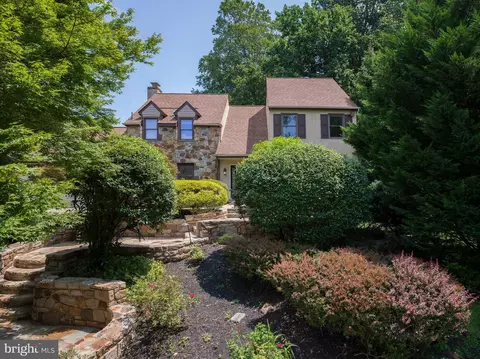 920 Primrose Ln, Wynnewood, PA 19096