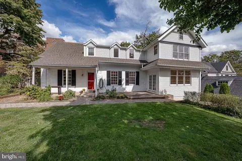 208 Barrie Rd, Narberth, PA 19072