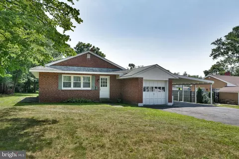 808 Erlen Rd, Plymouth Meeting, PA 19462